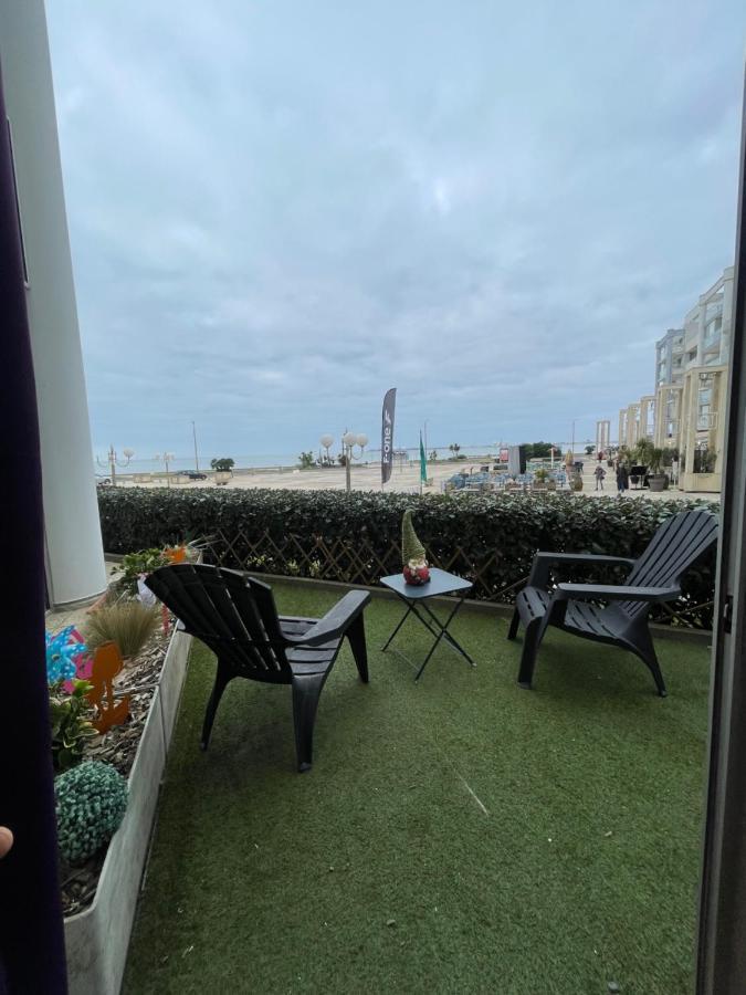 Magnifique Appartement Vue Mer / Terrasse Et Parking Privee Pornichet Exteriör bild
